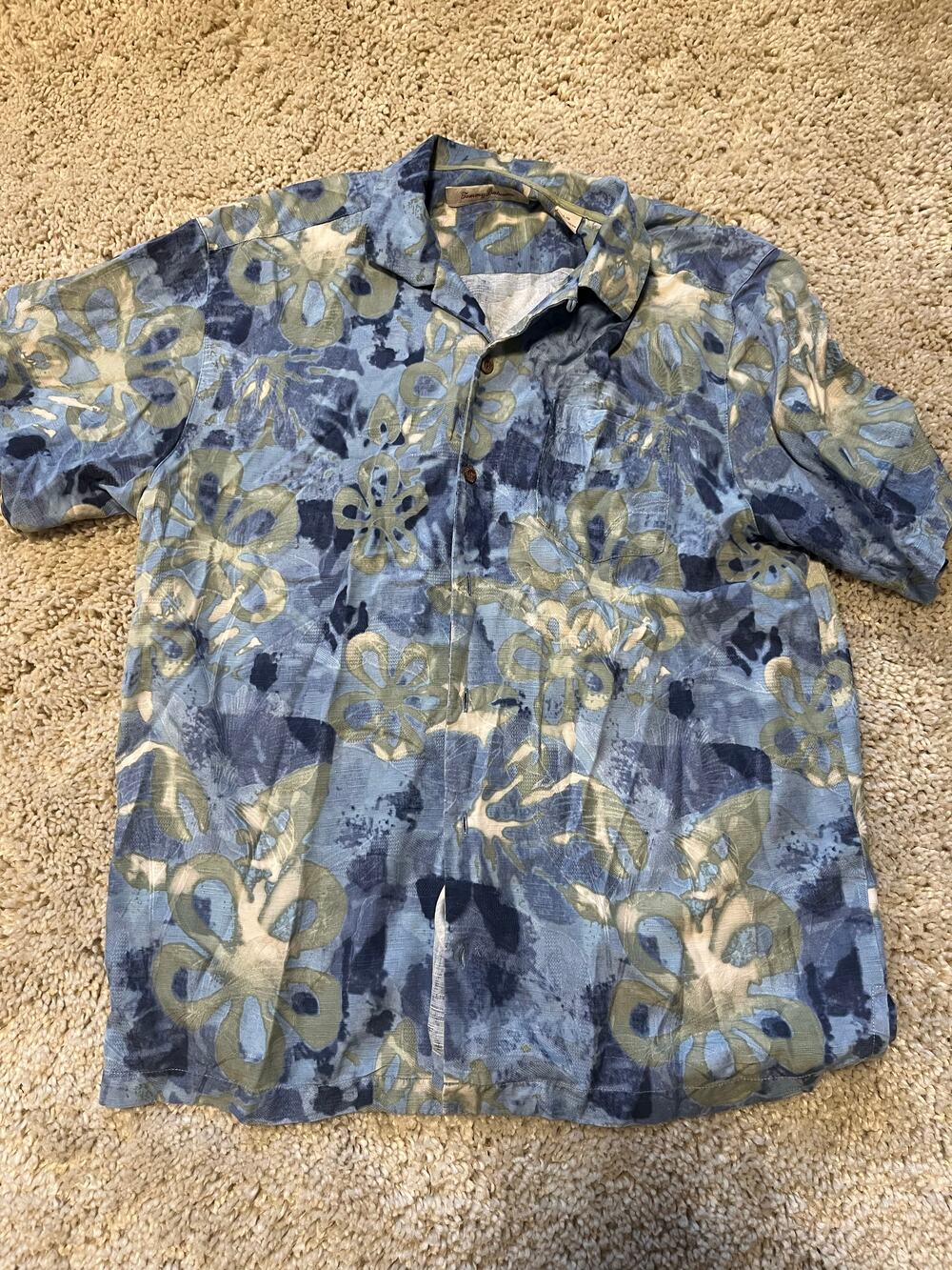 Tommy Bahama blue and olive floral print short sleeve camp collar button-up shir